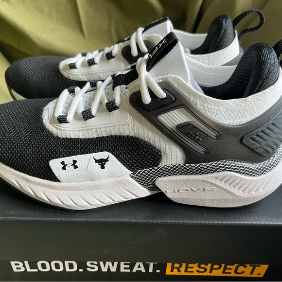 Under Armour Men's Black and White Athletic Shoes - Picture 1 of 8